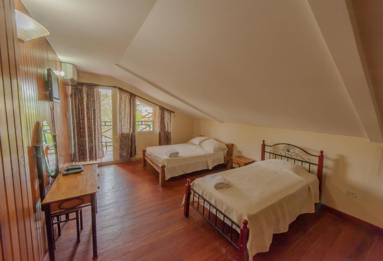 Hotel Posada Los Delfines Бокас дел Торо Екстериор снимка